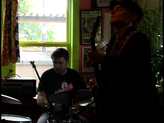 2011-04-13-16-07-23