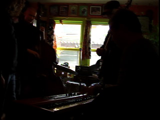 2011-04-13-16-11-23
