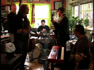 2011-04-13-16-15-23
