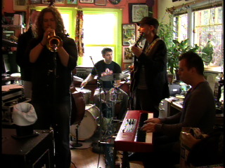 2011-04-13-16-16-23