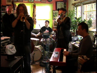 2011-04-13-16-17-23