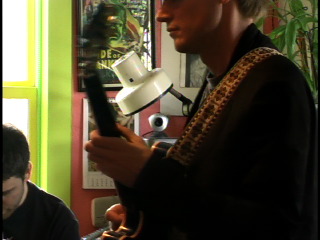 2011-04-13-16-19-23